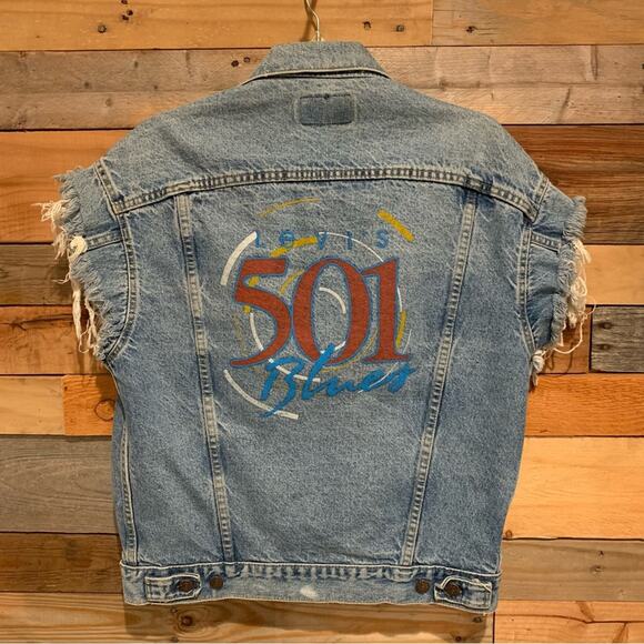 Levi's Retro Distressed Grunge Denim Screen Print 501 Button Front Vest Size M - Picture 11 of 16